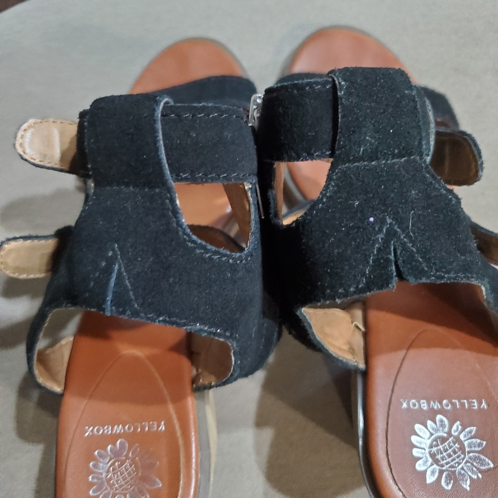 Yellow Box Black Suede Ankle Strap Chunky Heels Size 8.5 - Picture 8 of 9